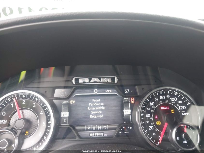 2019 Ram 1500 Big Horn/Lone Star 4X4 5'7 Box VIN: 1C6SRFFT4KN695096 Lot: 43941902