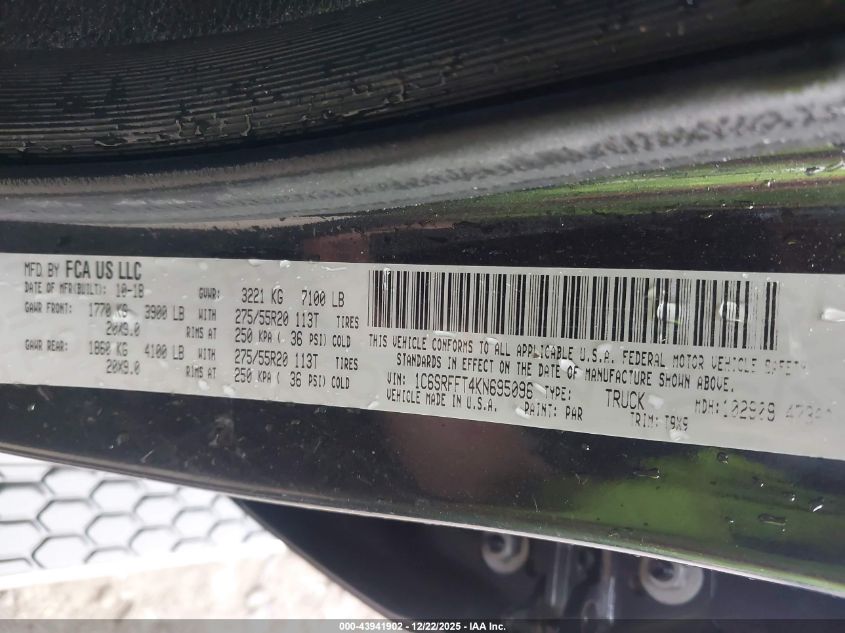 2019 Ram 1500 Big Horn/Lone Star 4X4 5'7 Box VIN: 1C6SRFFT4KN695096 Lot: 43941902