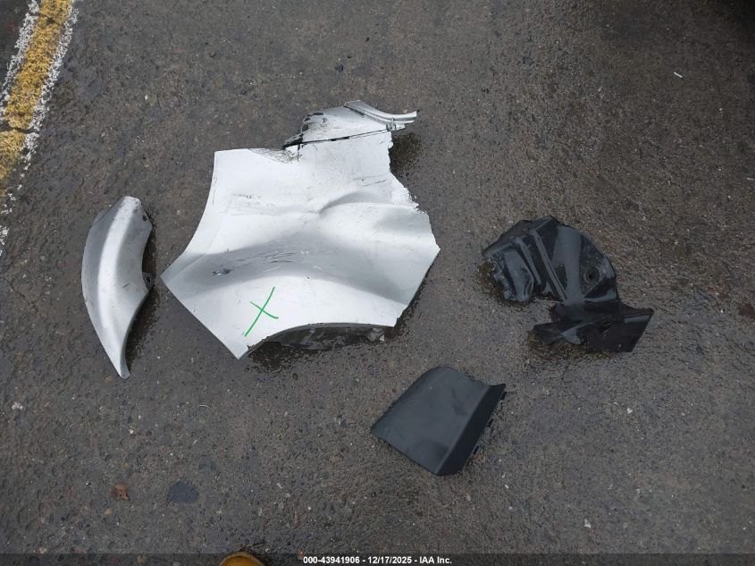 2012 Honda Fit Sport VIN: JHMGE8H51CS003754 Lot: 43941906