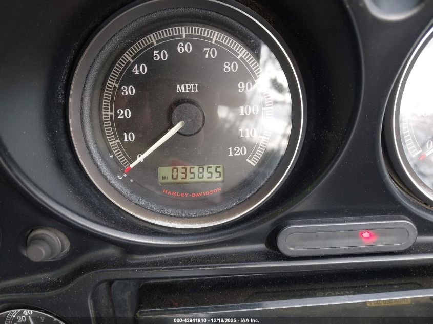 2013 Harley-Davidson Flhtc Electra Glide Classic VIN: 1HD1FFM19DB617558 Lot: 43941910