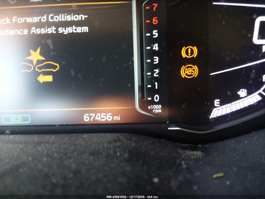 2020 Kia Niro Plug-In Hybrid Ex Premium VIN: KNDCC3LD2L5386982 Lot: 43941938