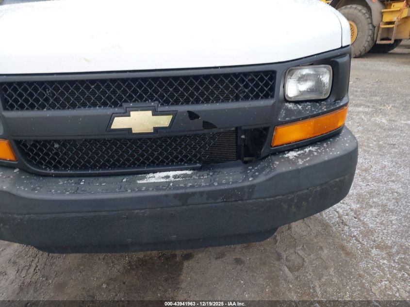 2005 Chevrolet Express VIN: 1GCGG25V951132668 Lot: 43941963