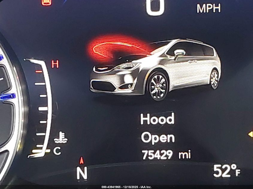 2017 Chrysler Pacifica Limited VIN: 2C4RC1GG3HR812529 Lot: 43941965