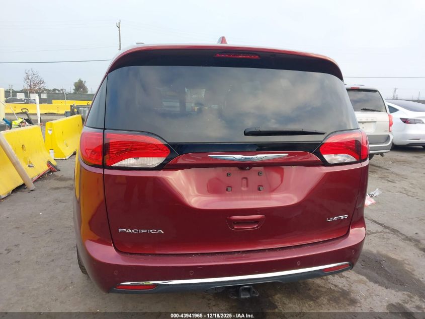 2017 Chrysler Pacifica Limited VIN: 2C4RC1GG3HR812529 Lot: 43941965