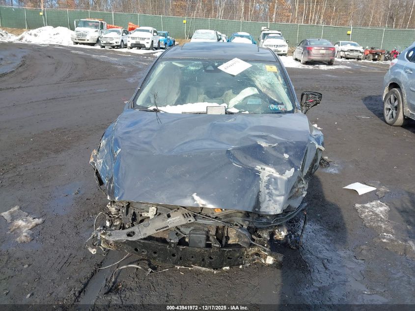 2018 Mazda Mazda3 Grand Touring VIN: 3MZBN1W31JM227212 Lot: 43941972