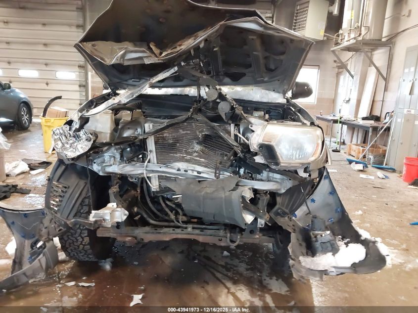 2015 Toyota Tacoma Base V6 VIN: 3TMLU4EN7FM197672 Lot: 43941973