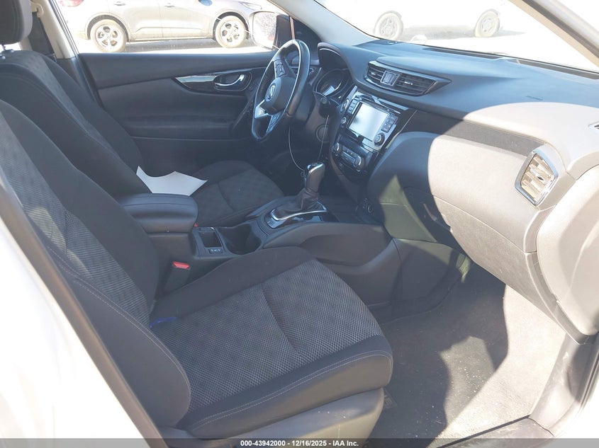 2017 Nissan Rogue Sport Sv