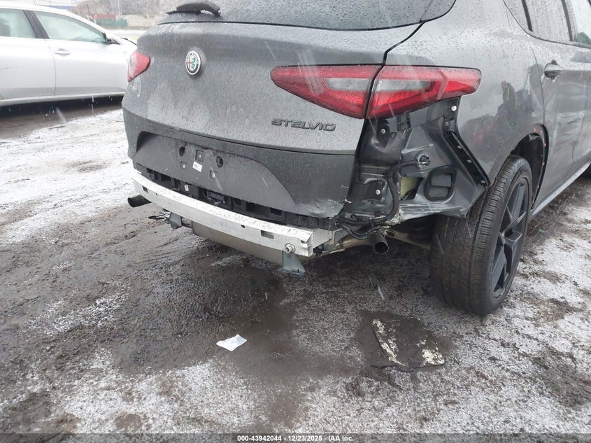 VIN ZASPAJAN8K7C71501 2019 ALFA ROMEO STELVIO RWD