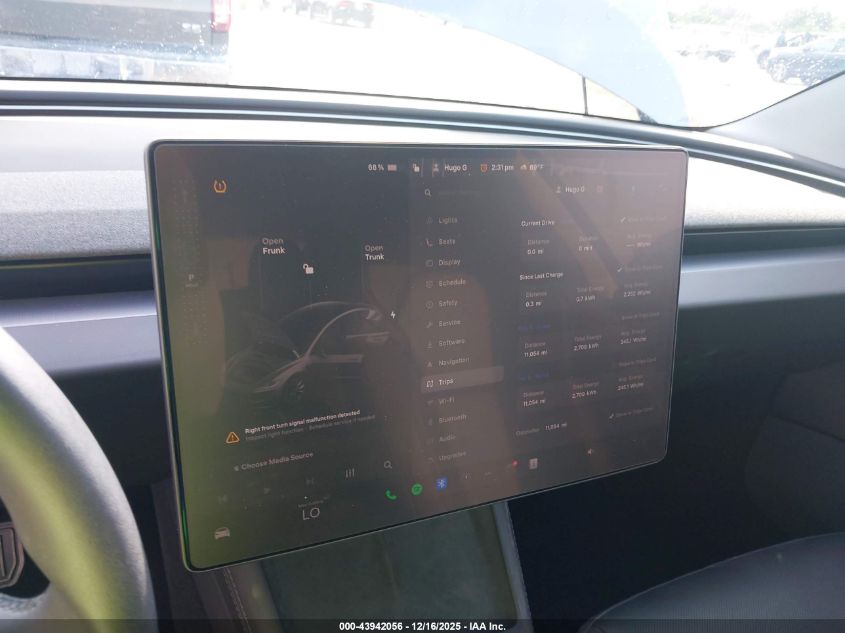 2025 Tesla Model 3 Long Range Rear-Wheel Drive/Standard Rear-Wheel Drive VIN: 5YJ3E1EAXSF888461 Lot: 43942056