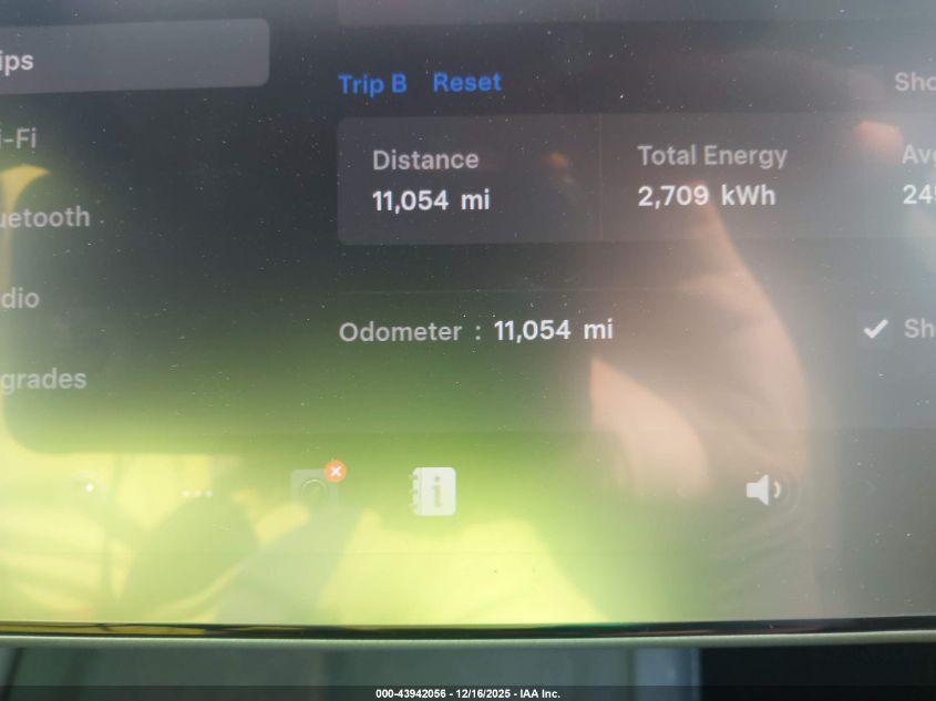 2025 Tesla Model 3 Long Range Rear-Wheel Drive/Standard Rear-Wheel Drive VIN: 5YJ3E1EAXSF888461 Lot: 43942056