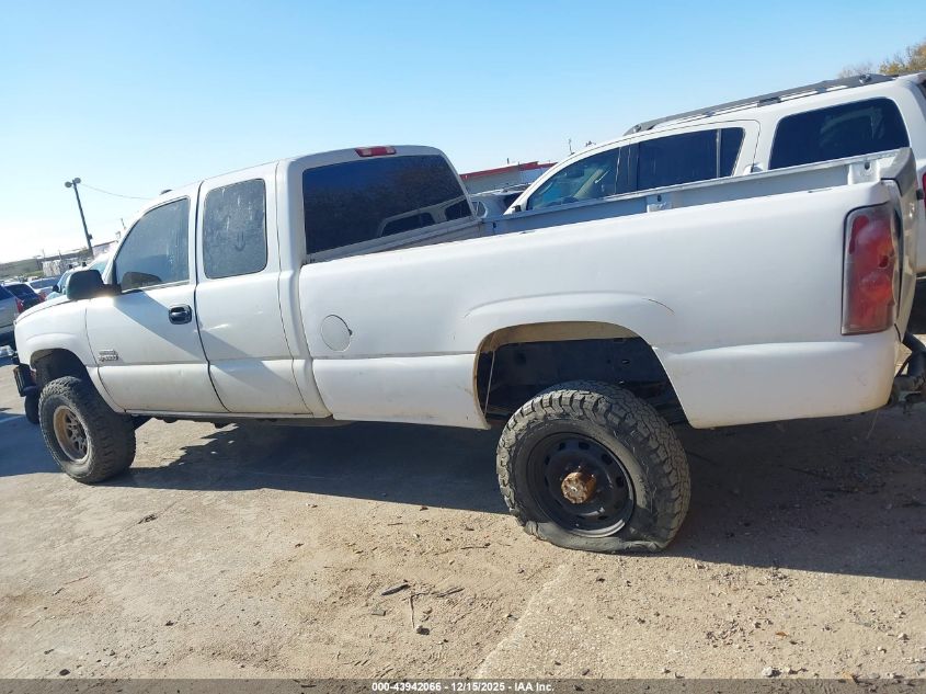 2004 Chevrolet Silverado 3500 Ls VIN: 1GCJK39G04E114072 Lot: 43942066
