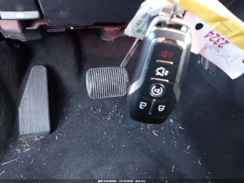 2017 Ford Explorer Limited VIN: 1FM5K8F88HGE27601 Lot: 43942085