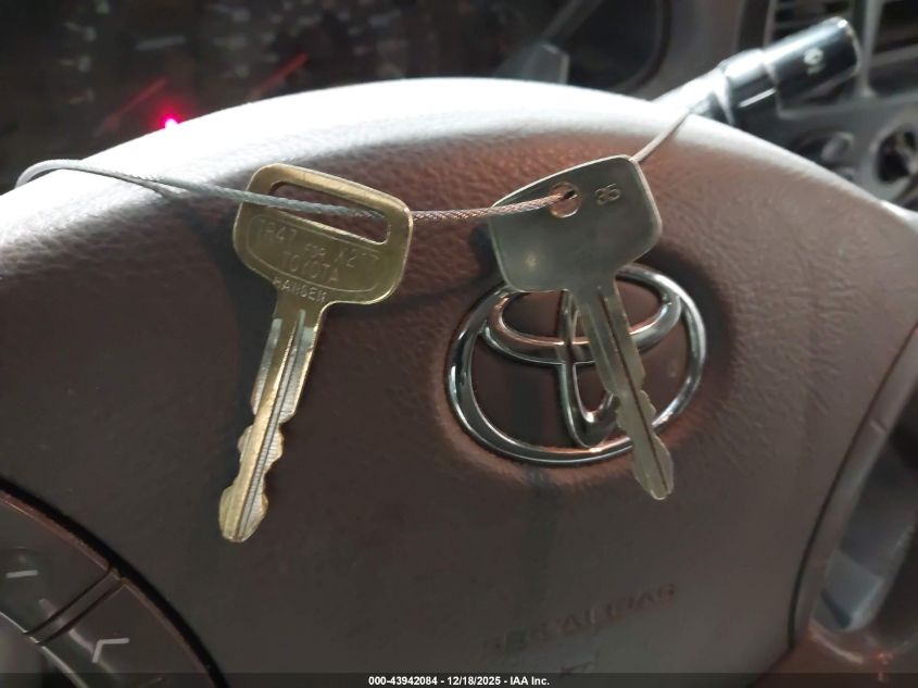 2005 Toyota Tundra Sr5 V8 VIN: 5TBDT44185S492244 Lot: 43942084