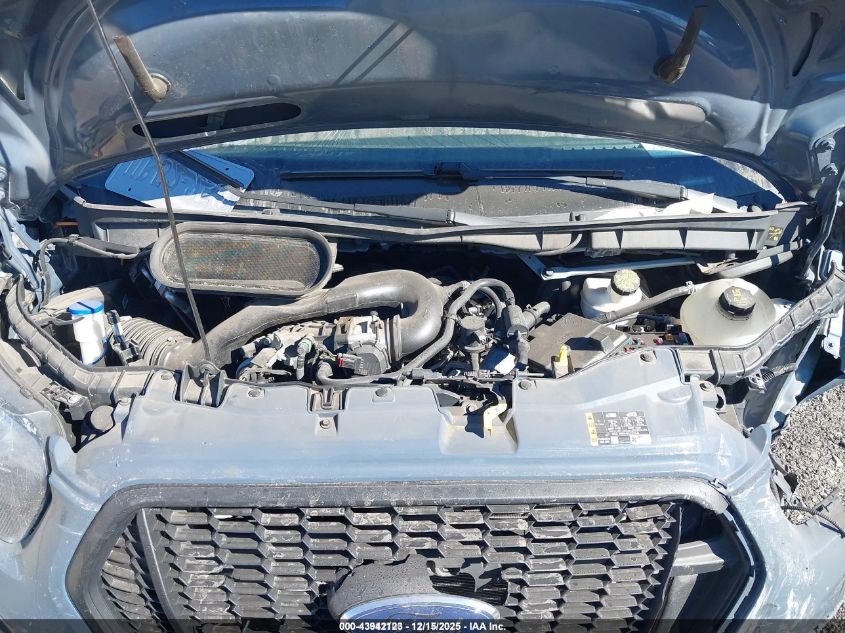 2022 Ford Transit-350 Cutaway VIN: 1FDDF6P82NKA13757 Lot: 43942123