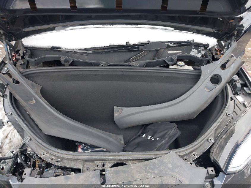 2023 Tesla Model X Dual Motor All-Wheel Drive/Standard Range VIN: 7SAXCDE59PF381086 Lot: 43942124