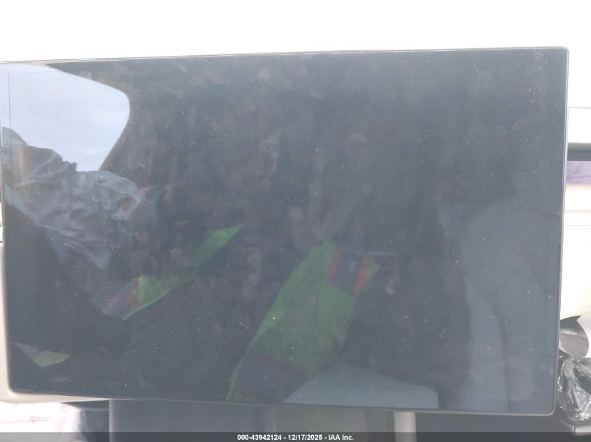 2023 Tesla Model X Dual Motor All-Wheel Drive/Standard Range VIN: 7SAXCDE59PF381086 Lot: 43942124