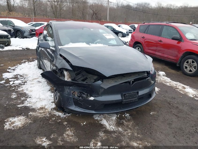 2023 Tesla Model X Dual Motor All-Wheel Drive/Standard Range VIN: 7SAXCDE59PF381086 Lot: 43942124