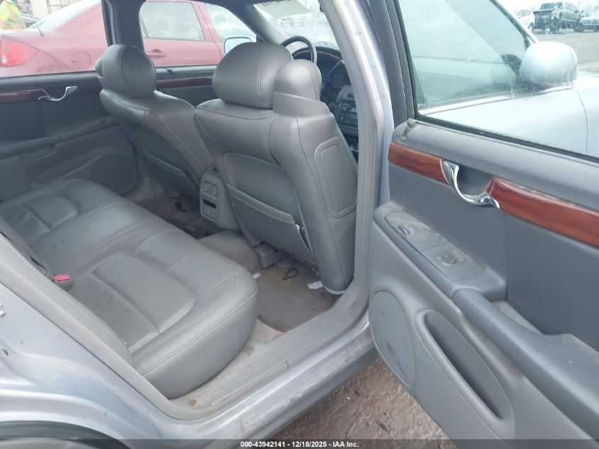 2005 Cadillac Deville Livery VIN: 1G6KD54Y75U260568 Lot: 43942141