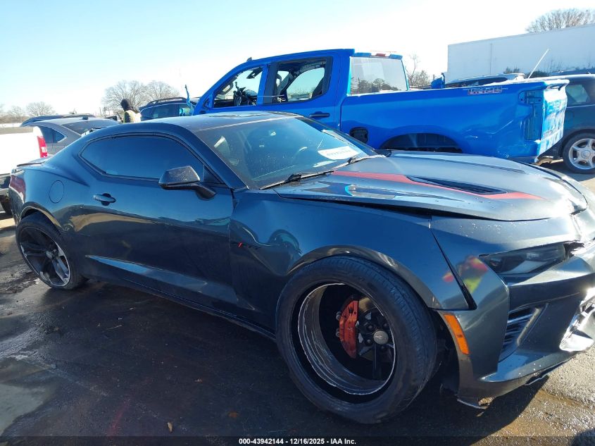 2017 Chevrolet Camaro 2Ss VIN: 1G1FH1R72H0127765 Lot: 43942144