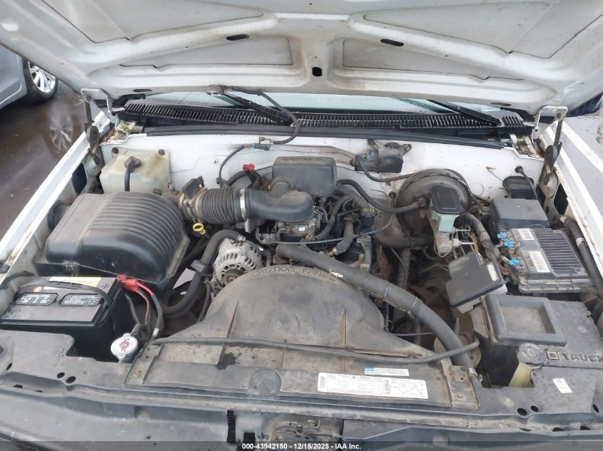 1996 Chevrolet Gmt-400 C1500 VIN: 1GCEC14W9TZ173775 Lot: 43942150