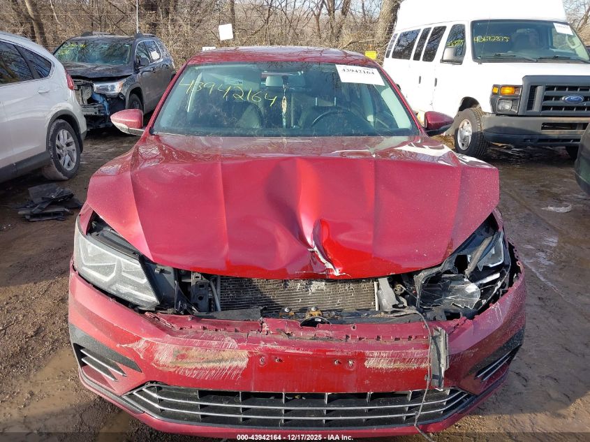 2017 Volkswagen Passat 1.8T R-Line VIN: 1VWDT7A36HC042173 Lot: 43942164