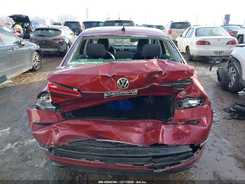 2017 Volkswagen Passat 1.8T R-Line VIN: 1VWDT7A36HC042173 Lot: 43942164