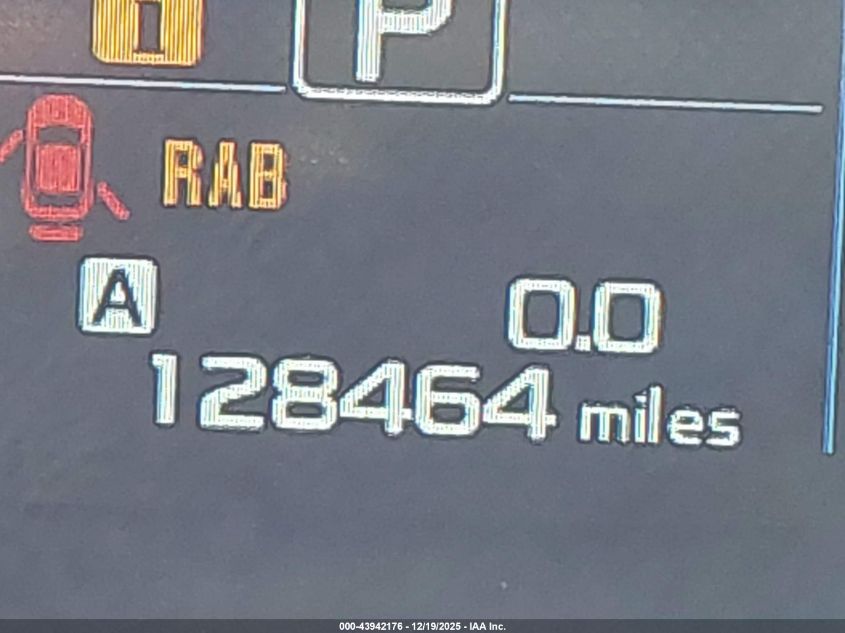 2017 Subaru Outback 2.5I Limited VIN: 4S4BSANC8H3240821 Lot: 43942176