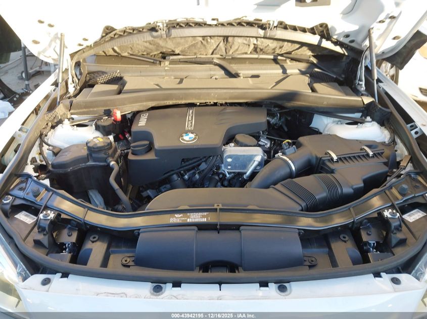 2015 BMW X1 Sdrive28I VIN: WBAVM1C52FV498119 Lot: 43942195