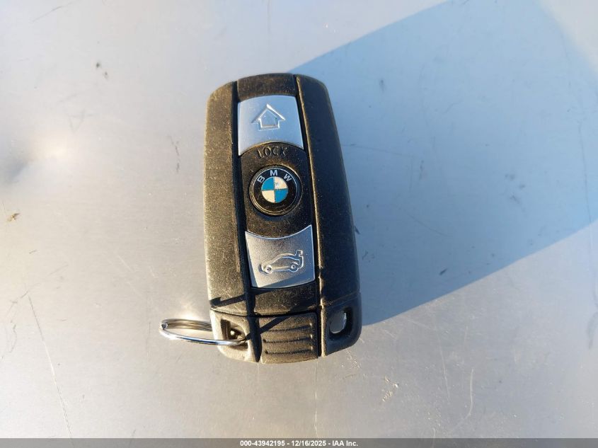 2015 BMW X1 Sdrive28I VIN: WBAVM1C52FV498119 Lot: 43942195