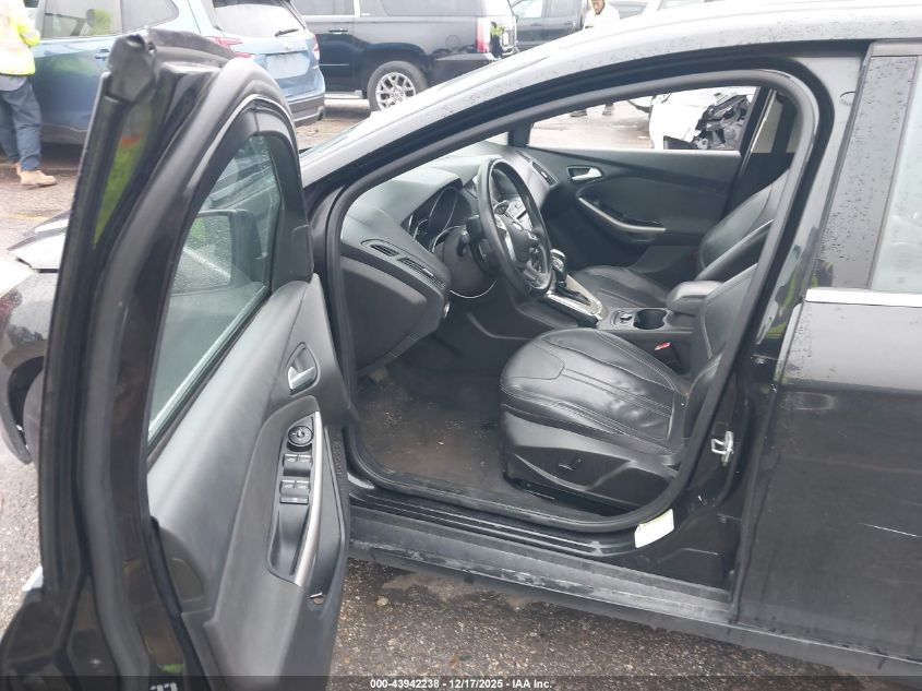 2012 Ford Focus Sel VIN: 1FAHP3H22CL353337 Lot: 43942238