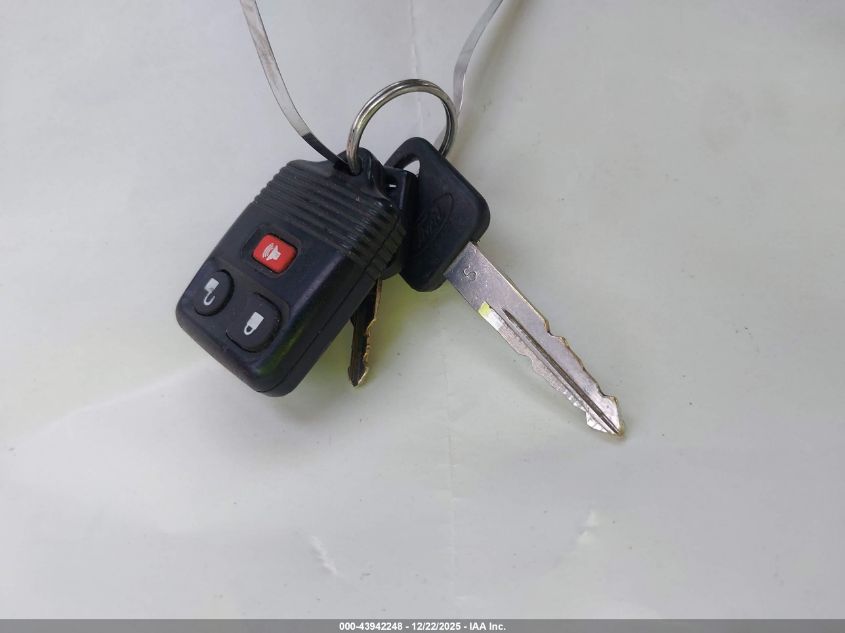 2001 Ford F-250 Lariat/Xl/Xlt VIN: 1FTNW21F31EB81893 Lot: 43942248