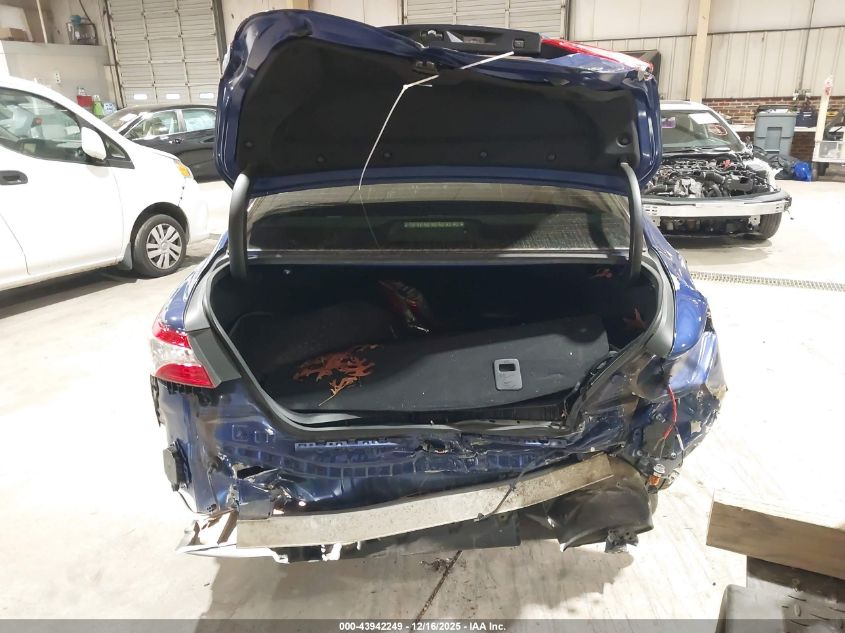 2018 Toyota Camry Le VIN: JTNB11HK8J3001197 Lot: 43942249