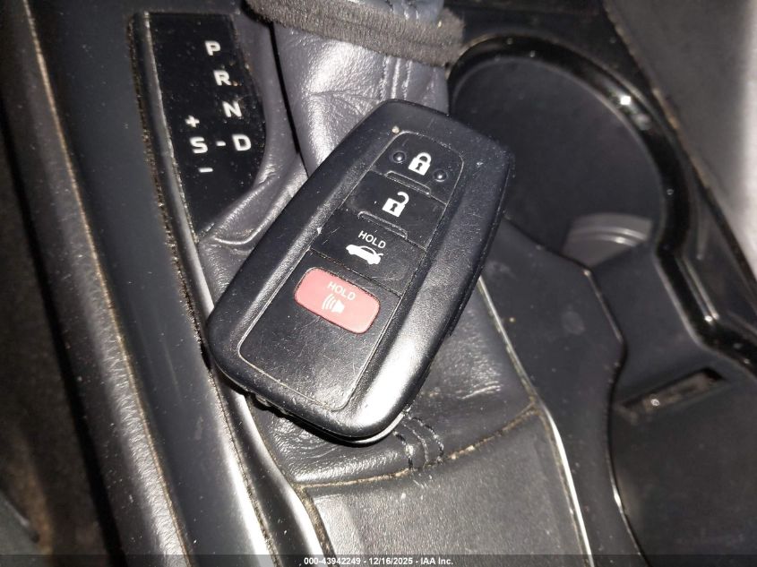 2018 Toyota Camry Le VIN: JTNB11HK8J3001197 Lot: 43942249