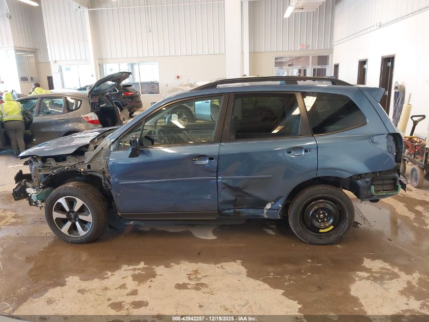 2017 Subaru Forester 2.5I Premium VIN: JF2SJAEC5HH545110 Lot: 43942257