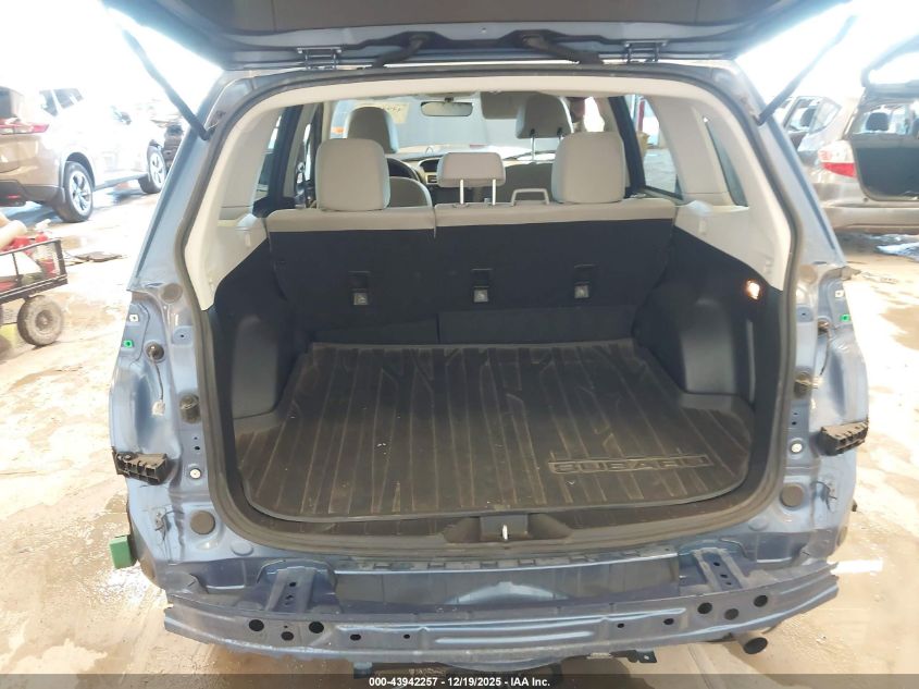 2017 Subaru Forester 2.5I Premium VIN: JF2SJAEC5HH545110 Lot: 43942257