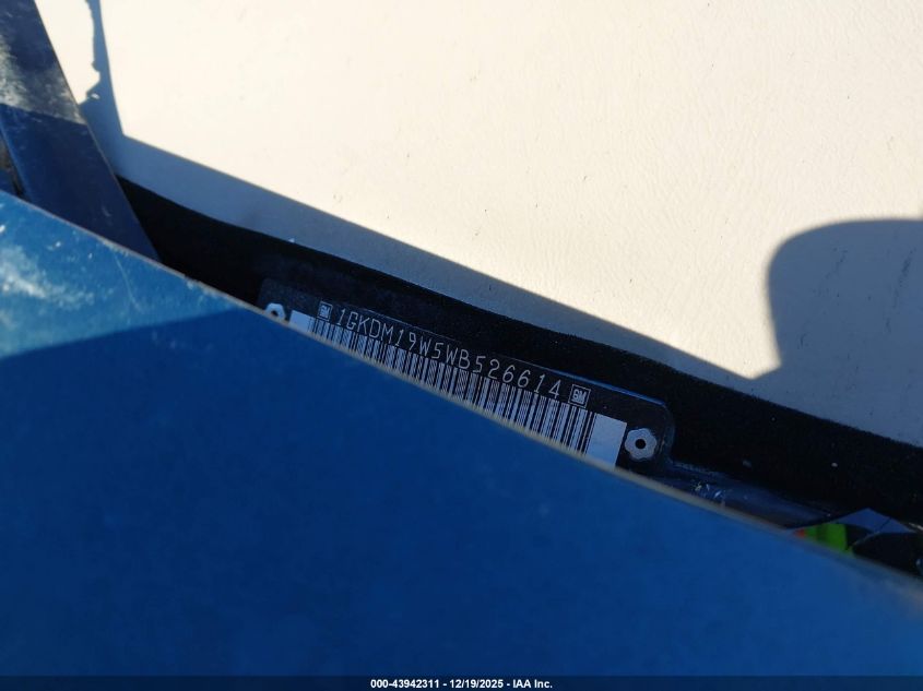 1998 GMC Safari Sle VIN: 1GKDM19W5WB526614 Lot: 43942311