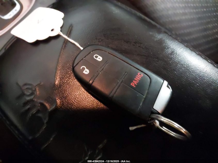 2018 Dodge Journey Se VIN: 3C4PDCAB0JT444746 Lot: 43942324