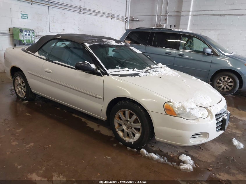 1C3EL75R85N579685 2005 Chrysler Sebring Gtc auction photo 1