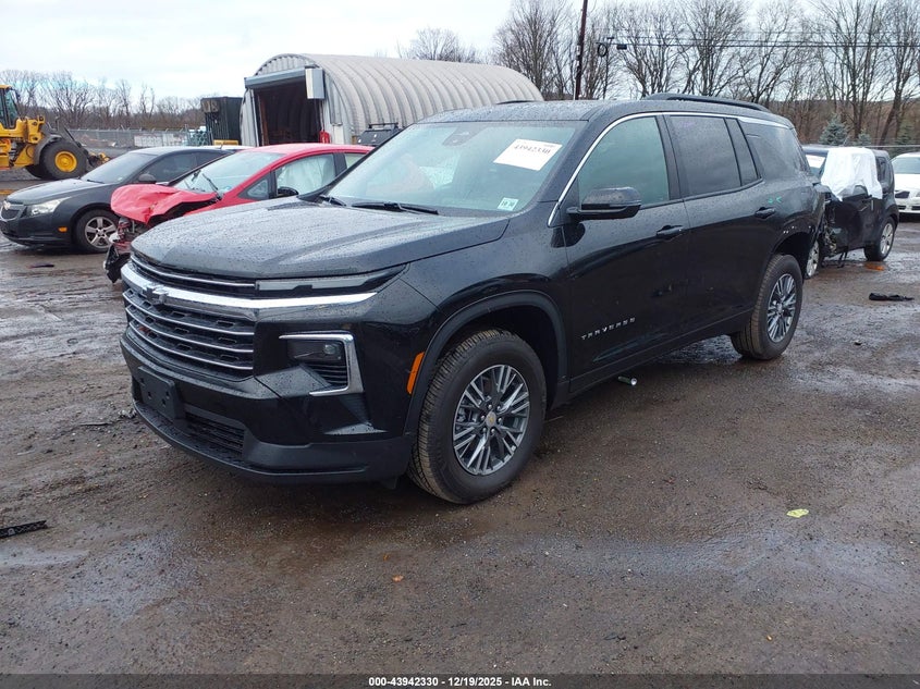 Chevrolet TRAVERSE — thumbnail 2