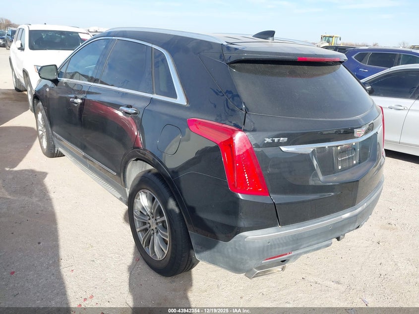 Cadillac XT5 — thumbnail 3