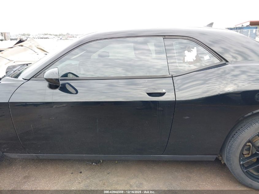 2015 Dodge Challenger Sxt VIN: 2C3CDZAG4FH711064 Lot: 43942359