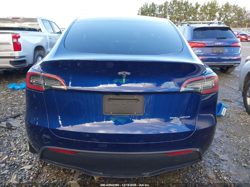 2023 Tesla Model Y Awd/Long Range Dual Motor All-Wheel Drive VIN: 7SAYGDEE8PA206351 Lot: 43942360