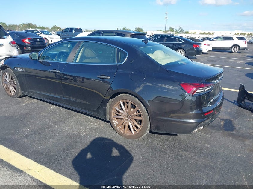 2022 Maserati Quattroporte Modena