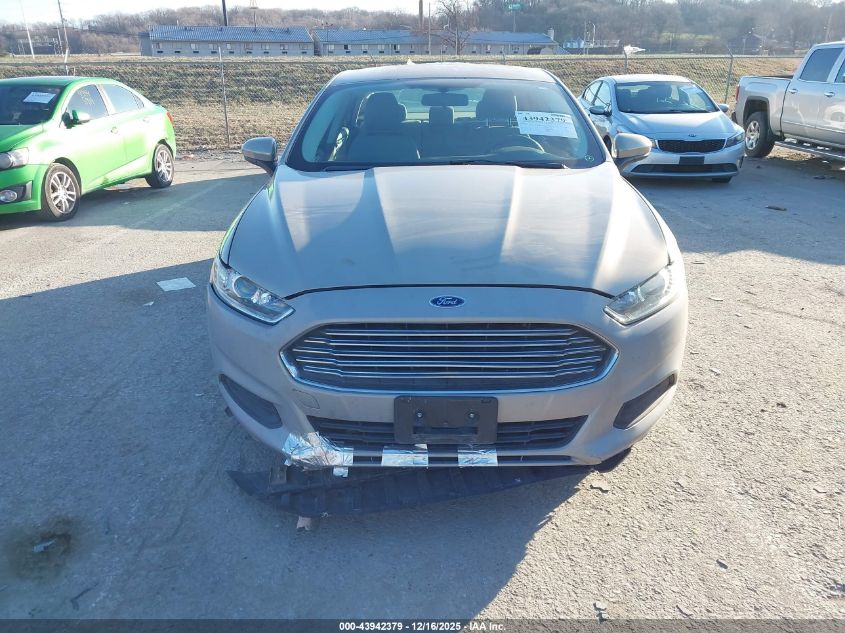 2016 Ford Fusion S VIN: 3FA6P0G78GR165593 Lot: 43942379