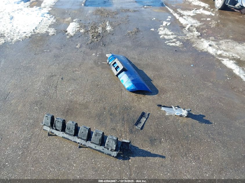 2017 Toyota Tacoma Trd Sport VIN: 5TFSZ5ANXHX063843 Lot: 43942467