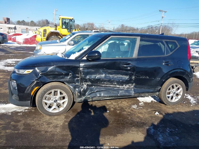 2022 Kia Soul Lx VIN: KNDJ23AU8N7182045 Lot: 43942481