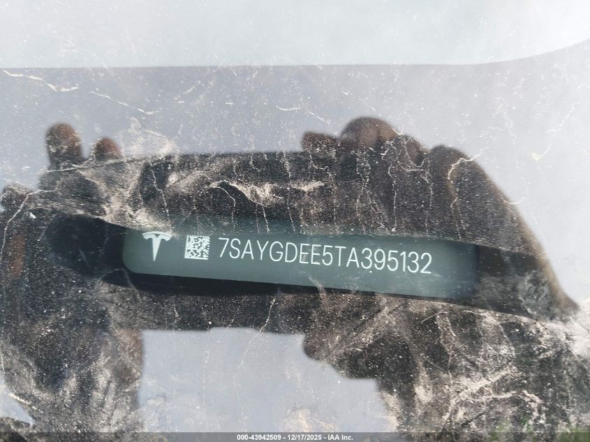 2026 Tesla Model Y Long Range Dual Motor All-Wheel Drive/Long Range Launch Series VIN: 7SAYGDEE5TA395132 Lot: 43942509