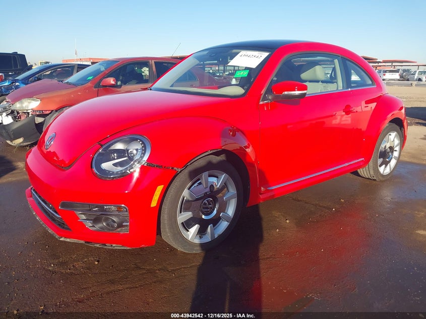 VIN 3VWJD7ATXKM719036 2019 VOLKSWAGEN BEETLE 2.0T SE