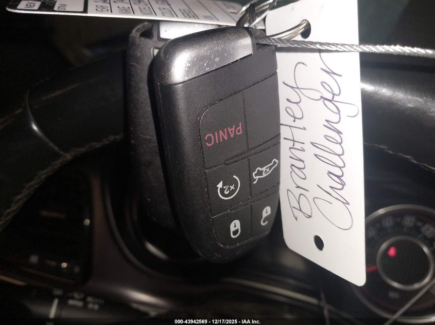 2015 Dodge Challenger Sxt VIN: 2C3CDZAG3FH885112 Lot: 43942569