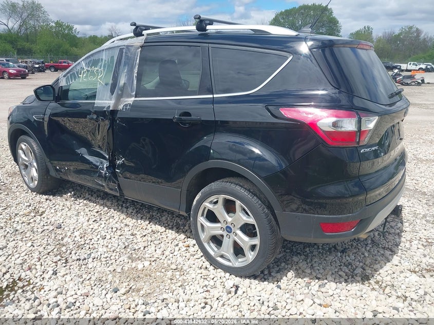 Vin: 1fmcu9j94jud55598, lot: 44438261, ford escape titanium 20183